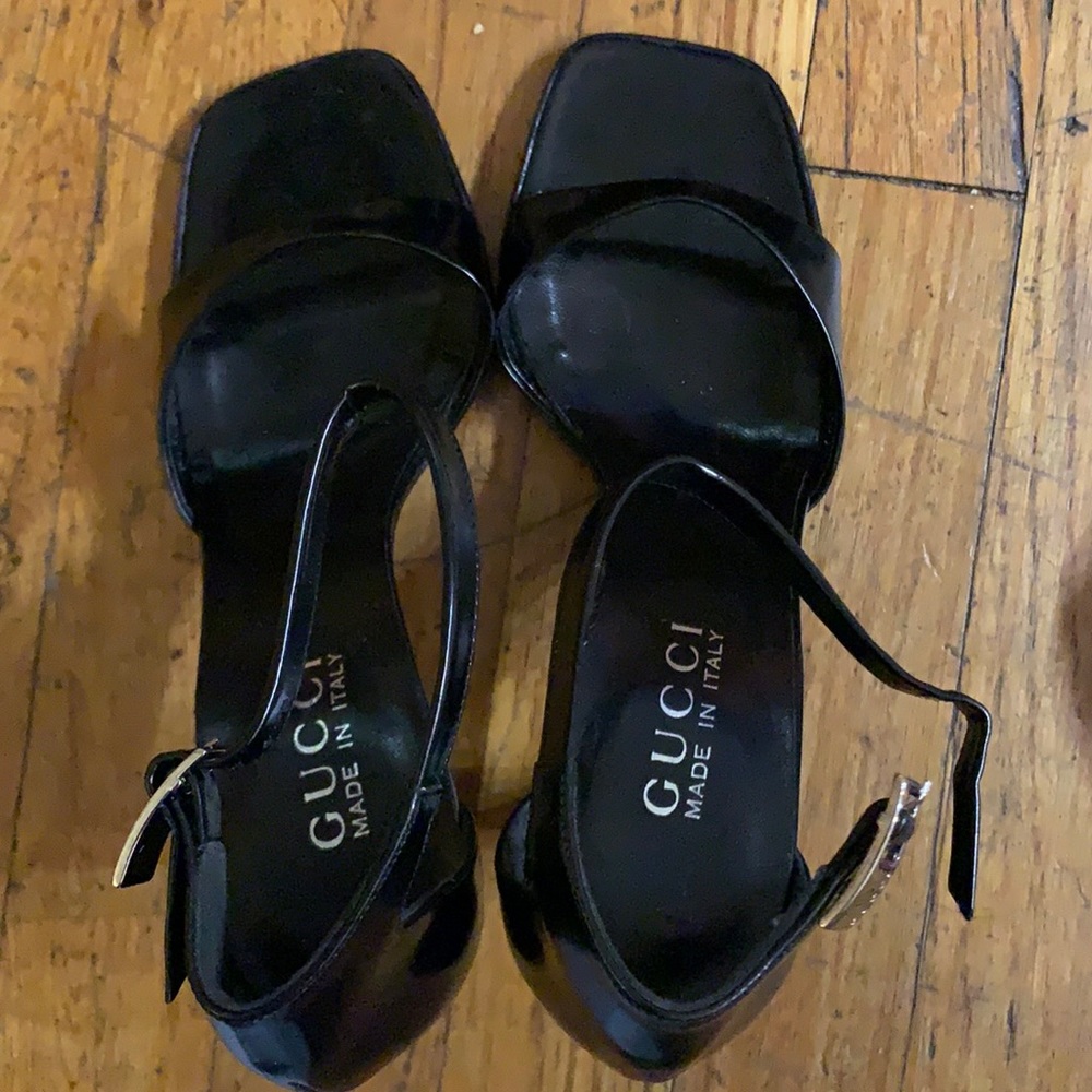 Gucci gorgeous black leather heel‎ sandals … - Picture 6 of 7